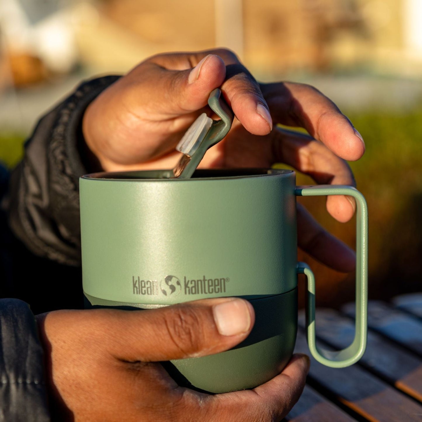 14oz Mug (with Flip Lid)