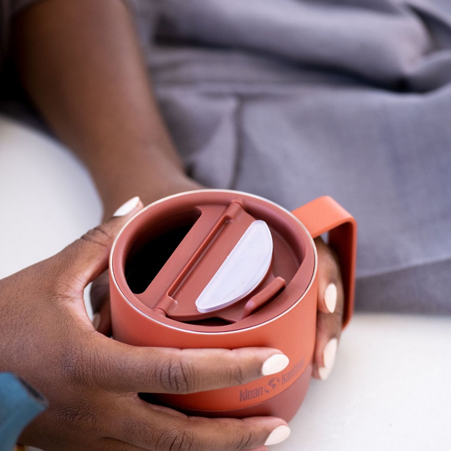 14oz Mug (with Flip Lid)